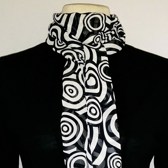 🖤 Silky Scarf #hundredsofscarves - Picture 4 of 4